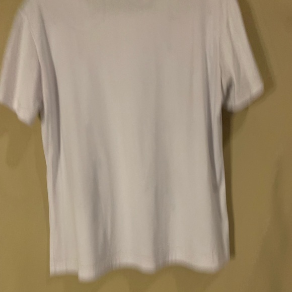 White Tee with Floral Design | size M - Picture 2 of 4